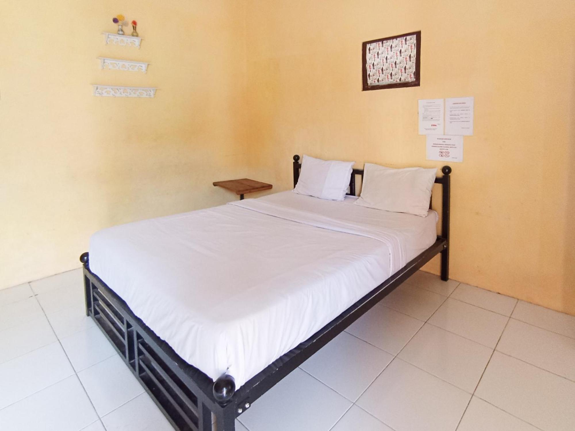 Reddoorz At El Shaday Homestay Banyuwangi Баньюванги Экстерьер фото