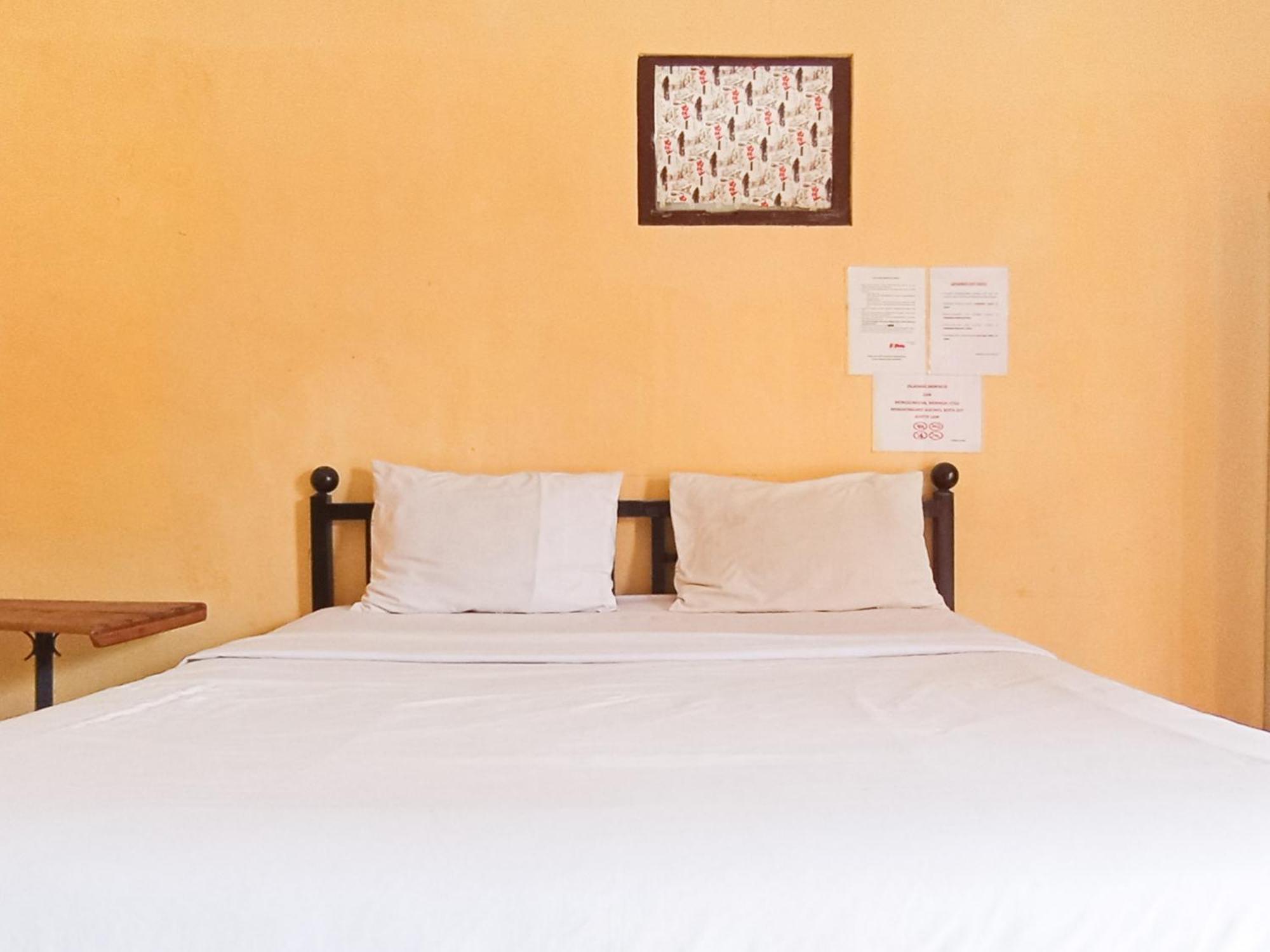 Reddoorz At El Shaday Homestay Banyuwangi Баньюванги Экстерьер фото