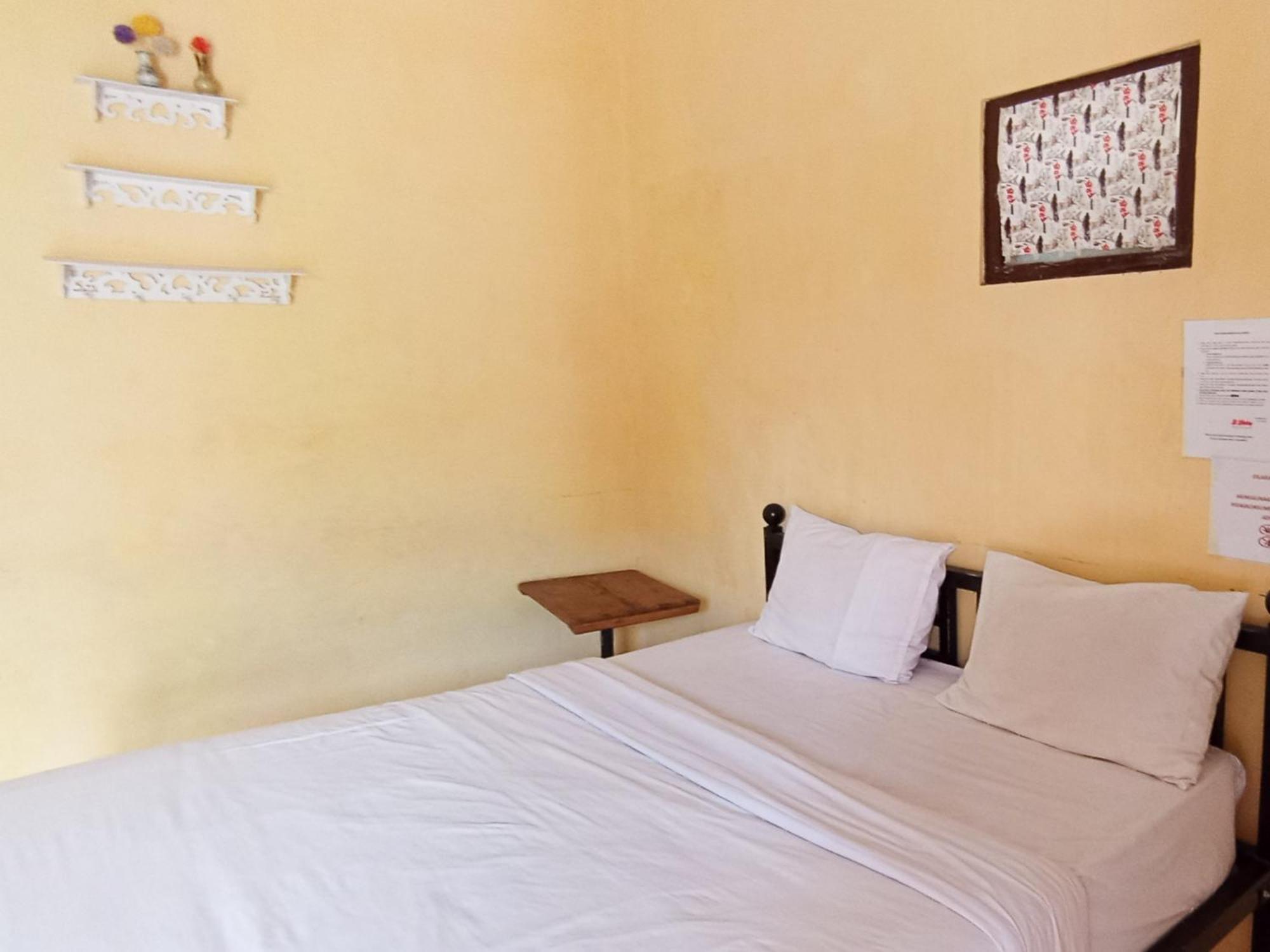 Reddoorz At El Shaday Homestay Banyuwangi Баньюванги Экстерьер фото